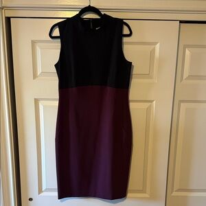 Halogen Sleeveless Black and Wine Sheath Dress